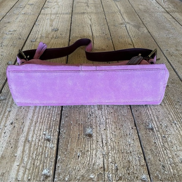 COACH HAMPTONS DEMI PINK SUEDE BAGUETTE 7470 Vintage 2004 Y2K - Picture 9 of 15